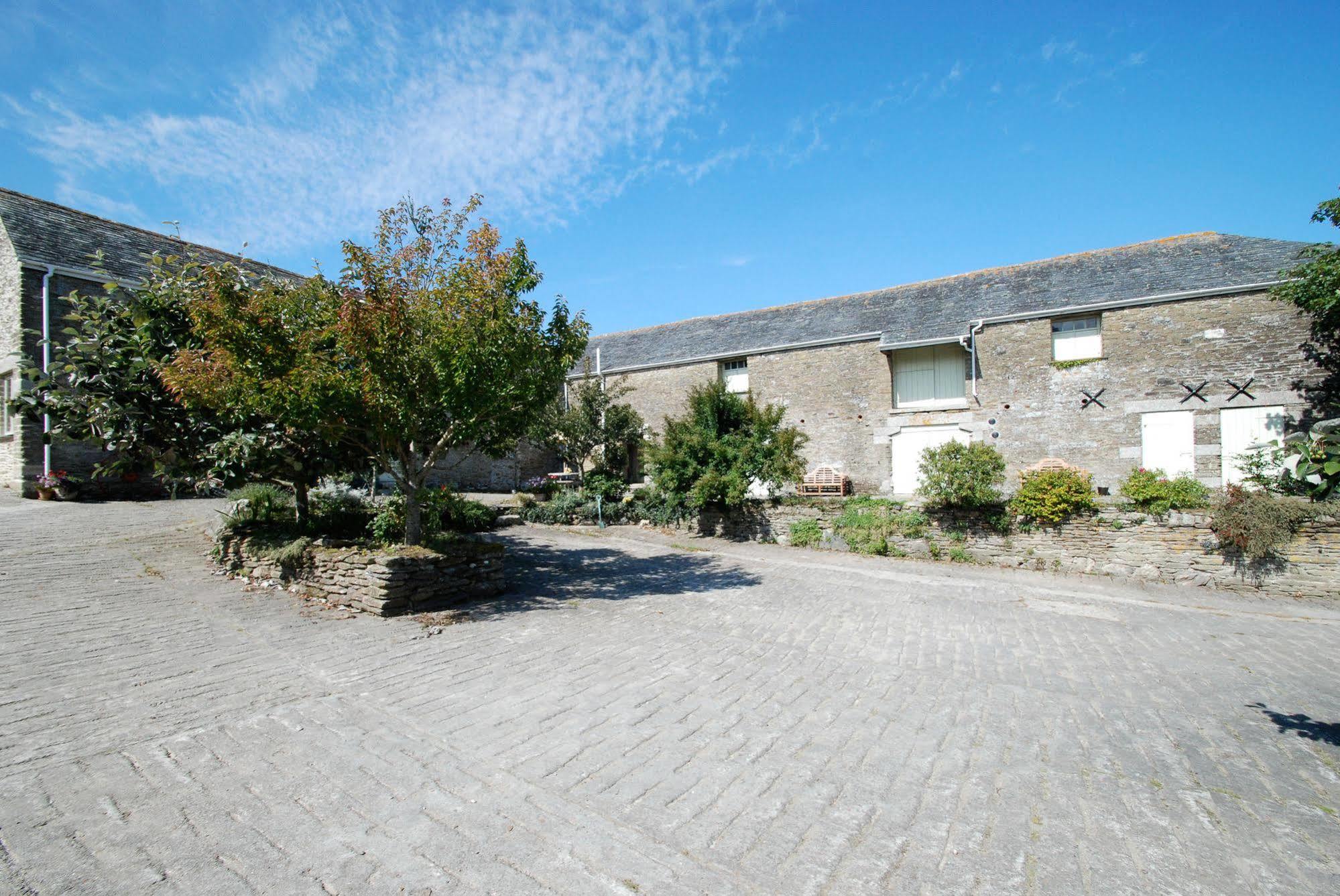 Trenderway Farm Bed & Breakfast Looe Exterior photo